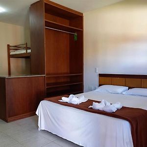 Quarto para quatro pessoas